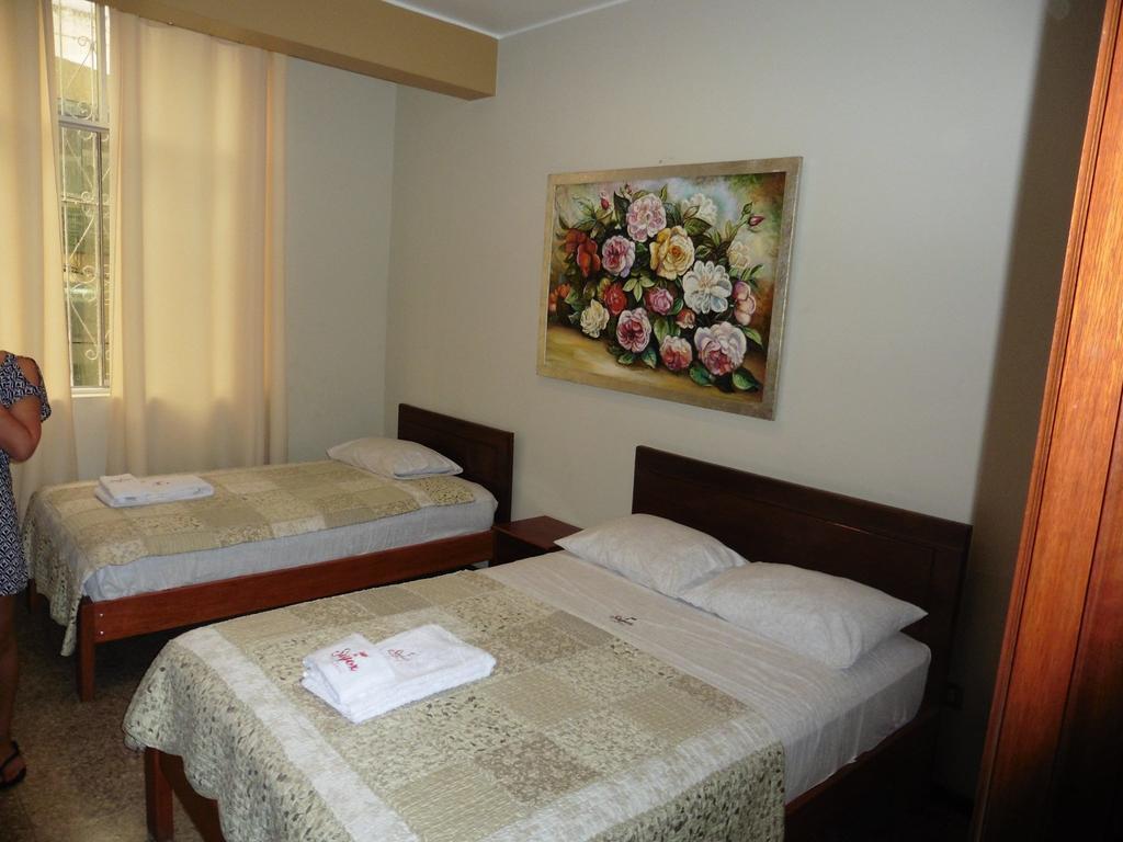 Hotel Suyox Tarapoto Quarto foto